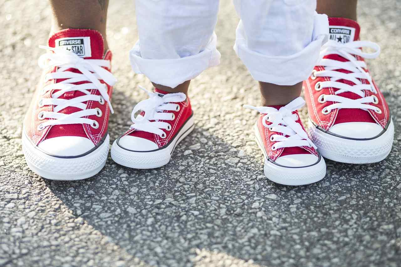 tênis vermelho masculino